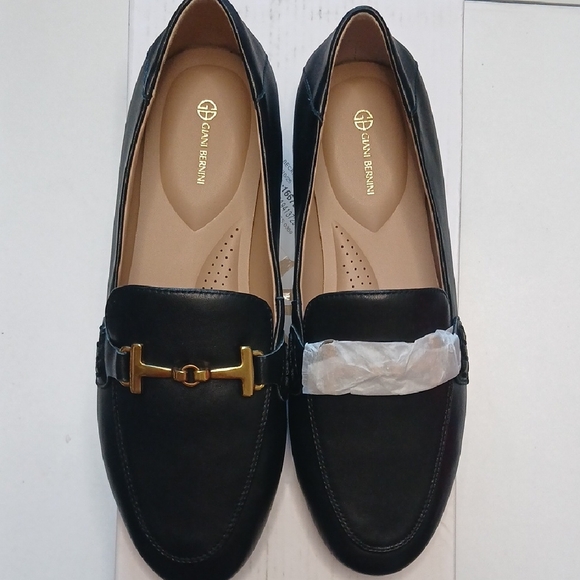 Giani Bernini Shoes - Giani Bernini Black Flats with Gold Detail